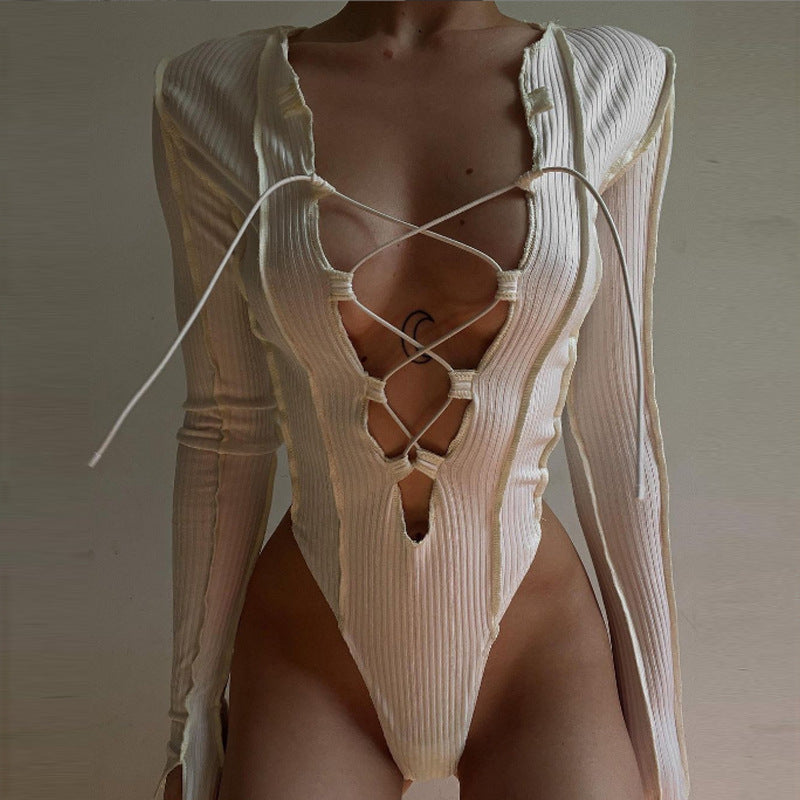Figurbetonter Jumpsuit in Unifarbe mit langen Ärmeln