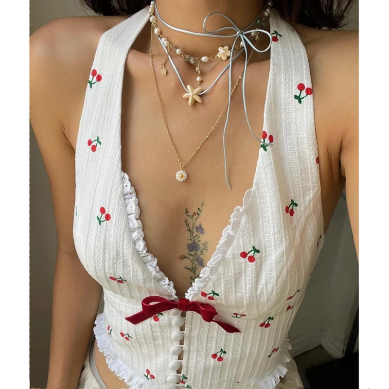 Crop Top mit Kirsch-Details
