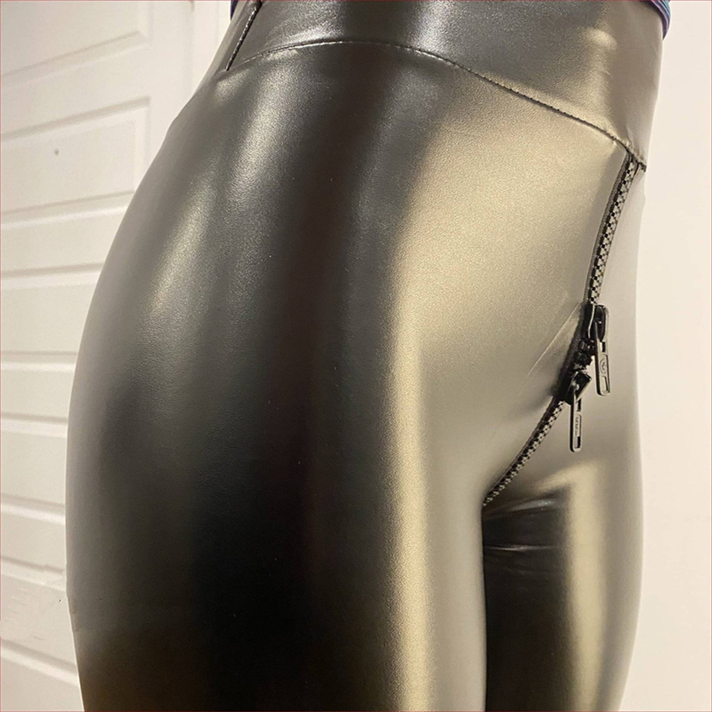 Leder Leggings mit hoher Taille