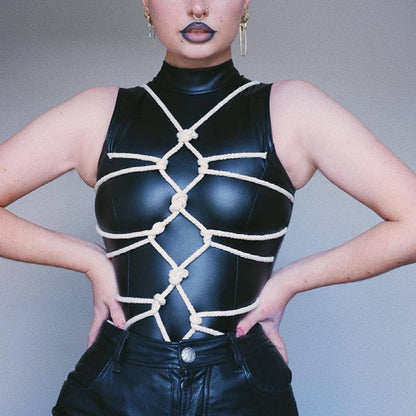 Leder-Bodysuit mit Schnürdetails